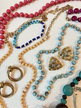 Jewelry Bundle 18pc Fashion Jewelry Lot Costume Jewelry Beads Gemstones Craft